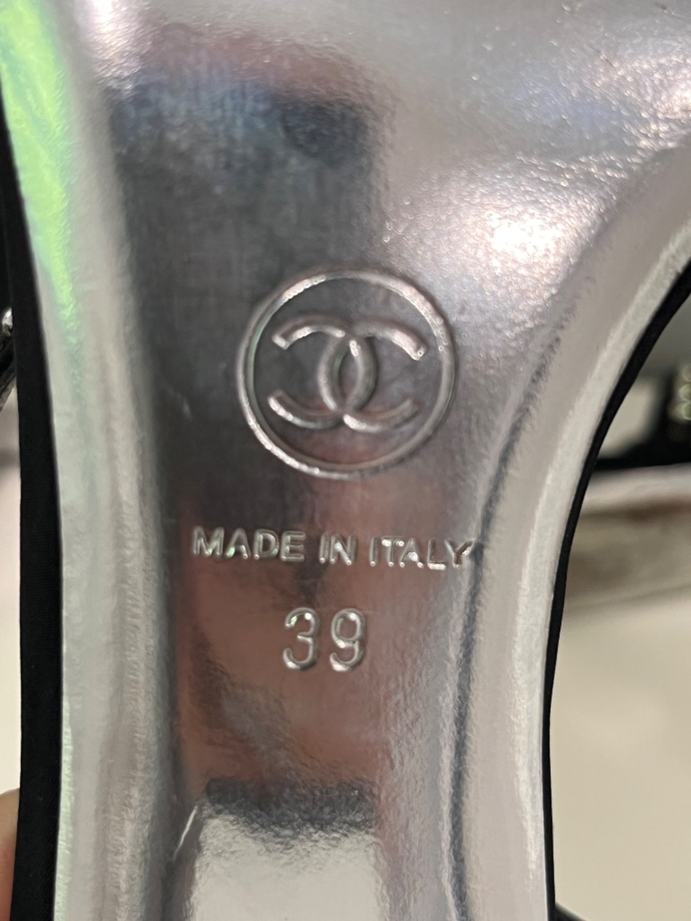 Chanel Interlocking CC Logo Black Satin T-Strap Crystal Embellished Heels EU 39 - Picture 10 of 11